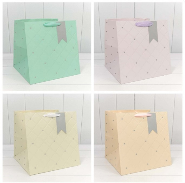 Пакет подарочный OMG 'Эксклюзив' (микс ) 30х30х30 , 230 г, ОМ000152LL